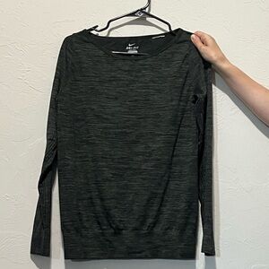 Nike Women’s M Dri-fit Long-sleeve Shirt